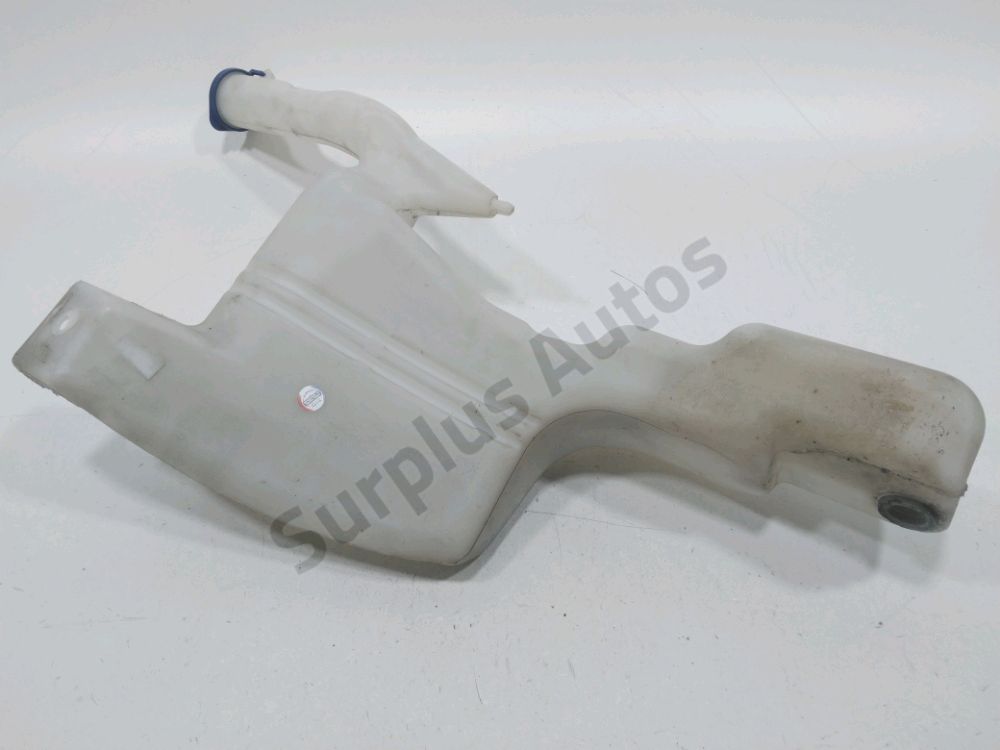 Réservoir de lave glace avant