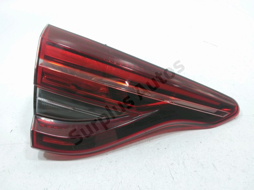 Feu arrière intérieur gauche