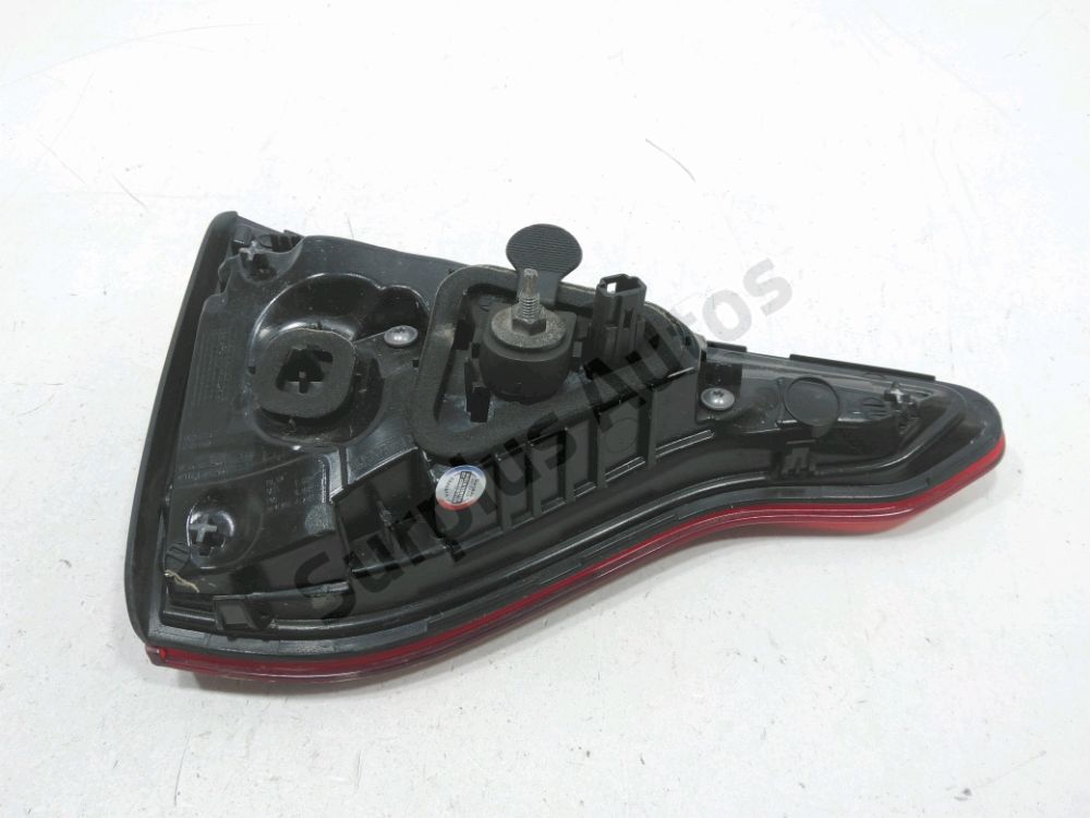 Feu arrière intérieur droit