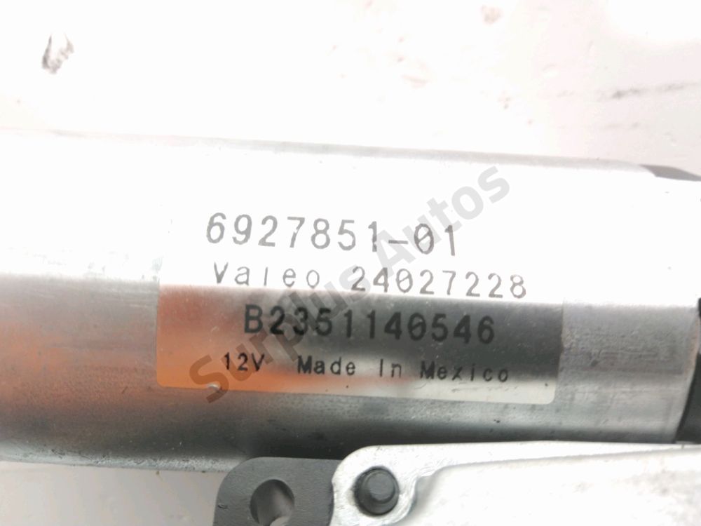 Moteur d'essuie glace arrière