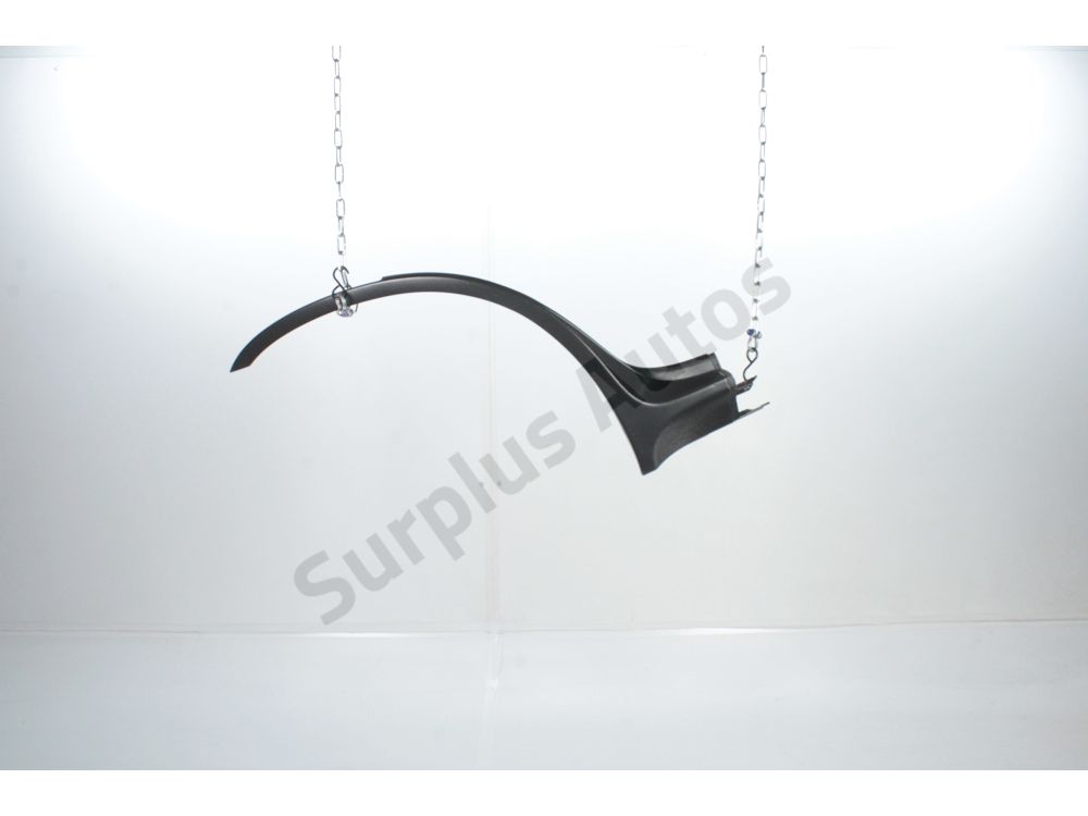 Elargisseur d'aile arrière droit