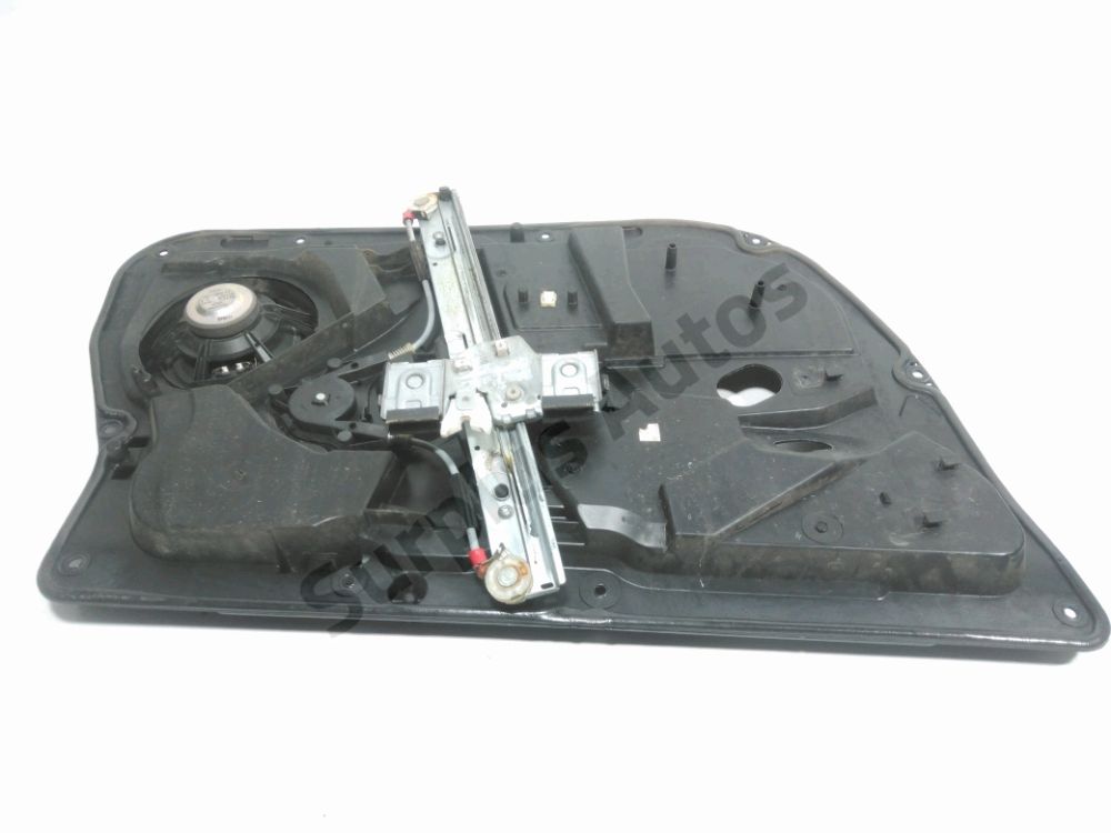 Lève-vitre électrique avant droit