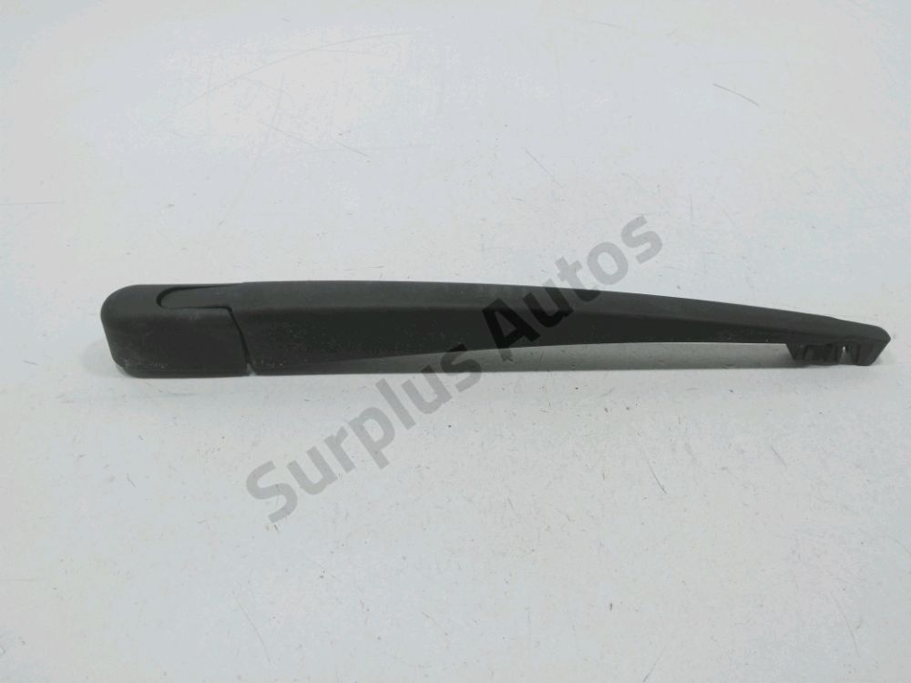 Bras d'essuie-glace arriere