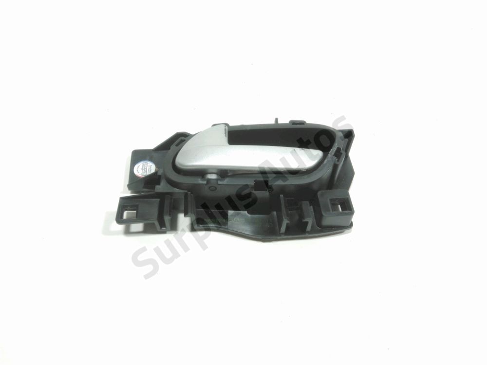 Poignée intérieure porte avant gauche