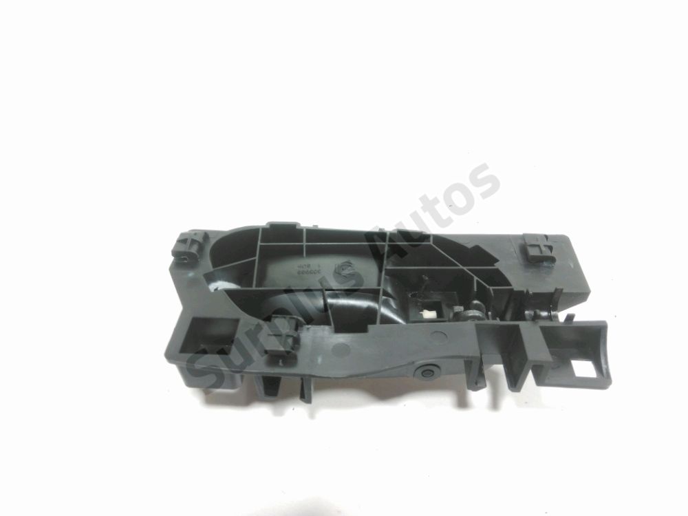 Poignée intérieure porte avant gauche