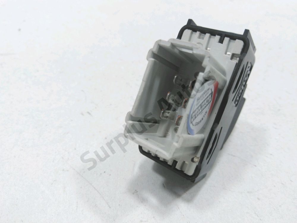 Commande lève-vitre avant droit