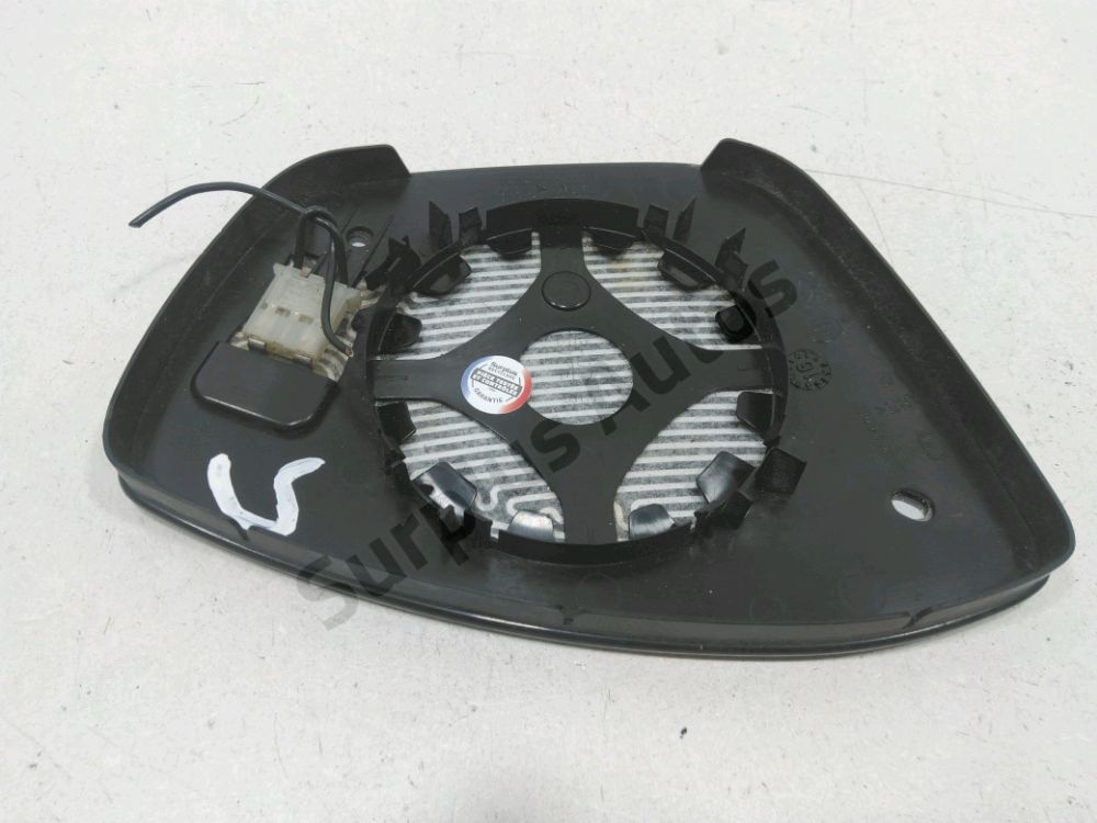 Glace de rétroviseur gauche