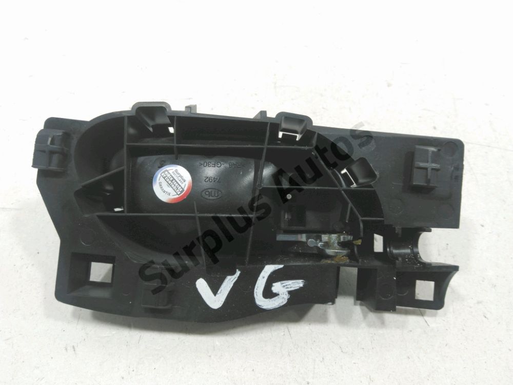 Poignée intérieure porte avant gauche