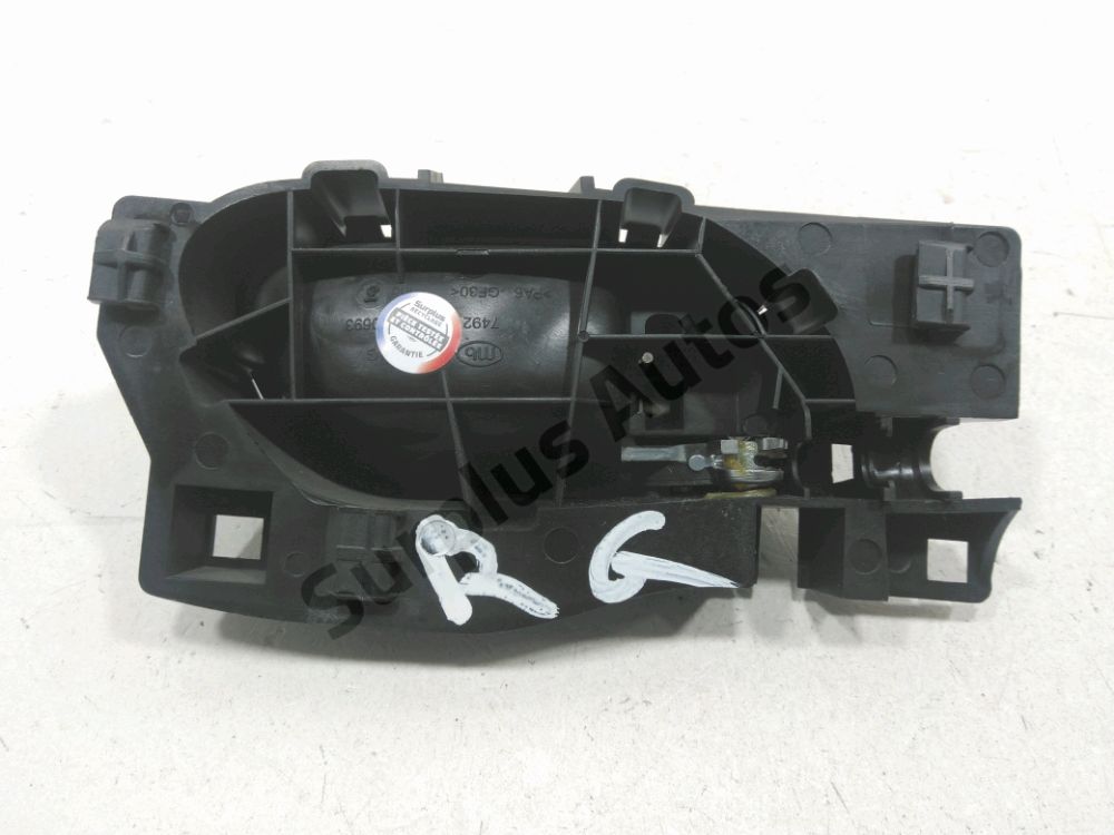 Poignée intérieure porte arrière gauche