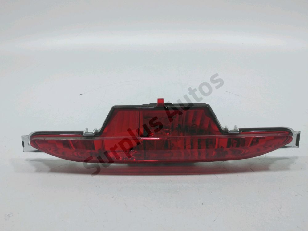 Feu de brouillard arrière central