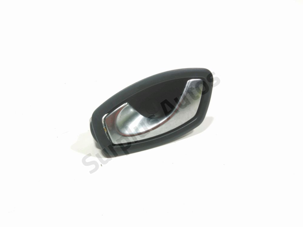 Poignée intérieure porte avant gauche