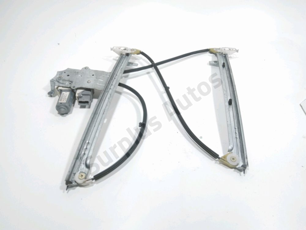 Lève-vitre électrique avant gauche