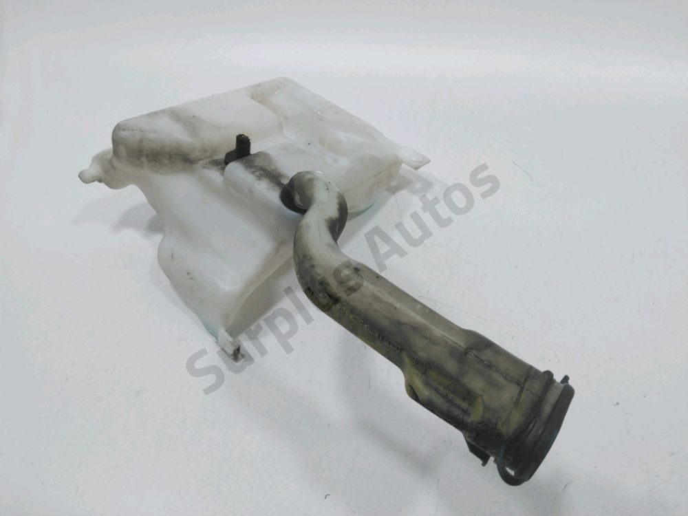 Reservoir de lave glace avant