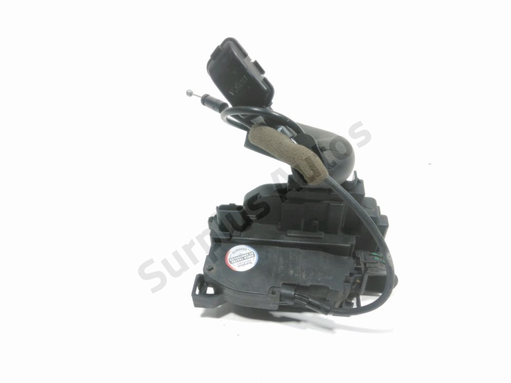 Serrure de porte avant gauche