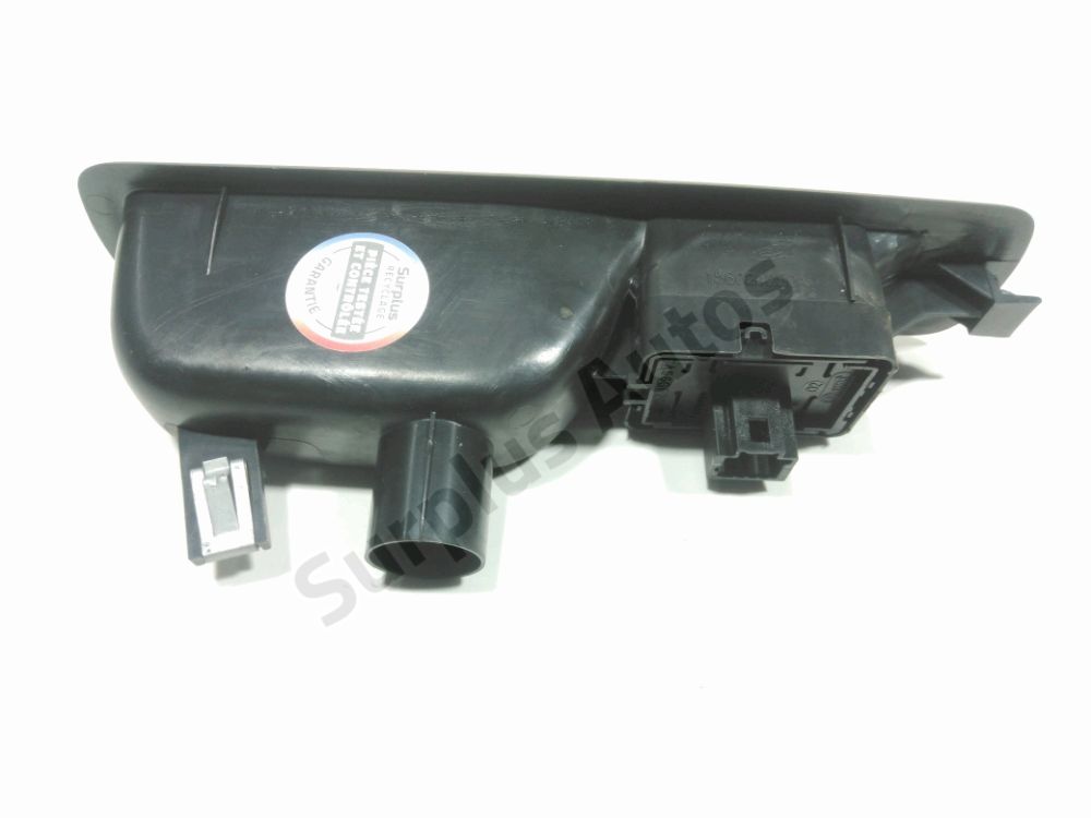 Commande lève-vitre arrière droit