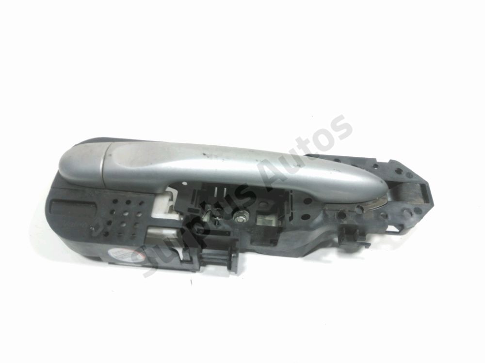 Poignée extérieure avant droite