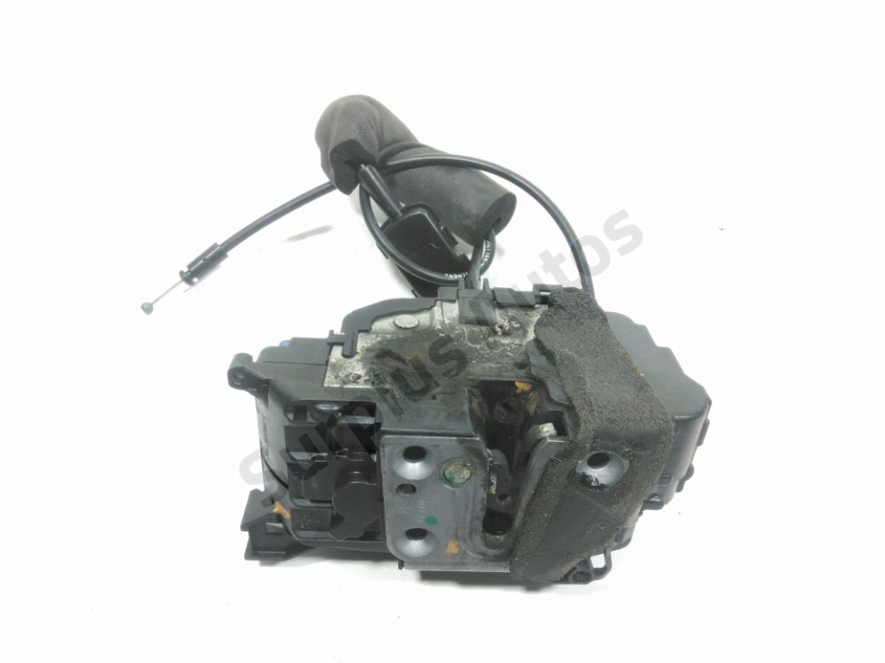 Serrure de porte arriere droite