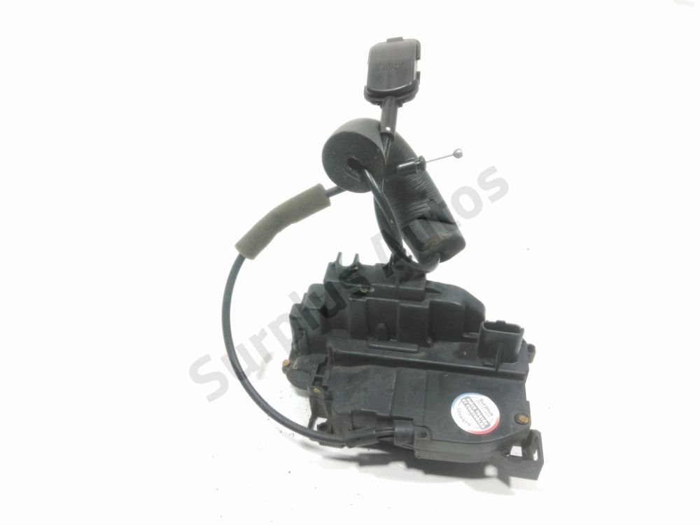 Serrure de porte avant droite