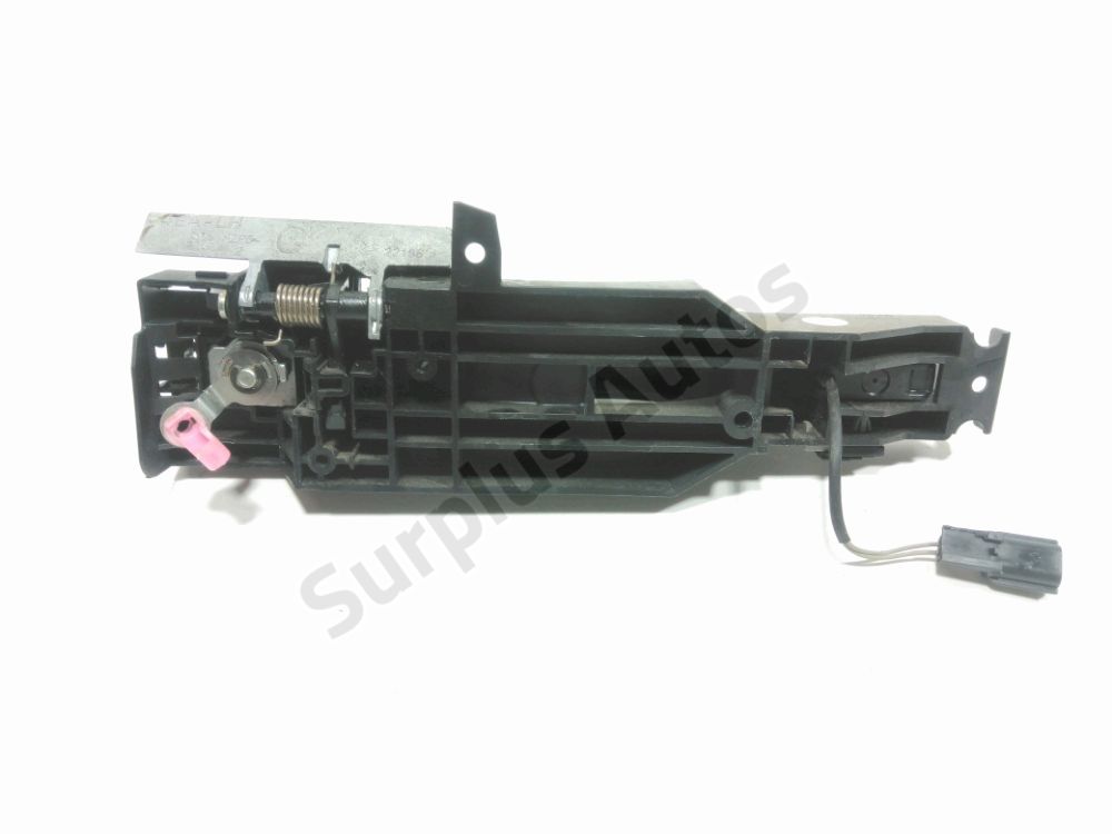 Poignée extérieure avant gauche