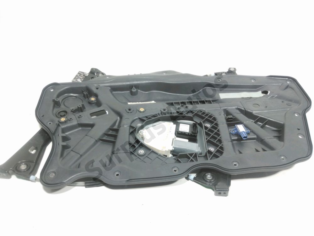 Lève-vitre électrique avant droit