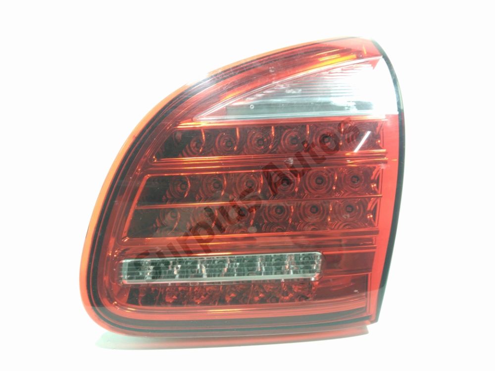 Feu arrière intérieur droit