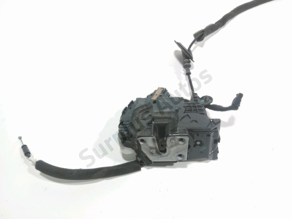 Serrure de porte avant gauche