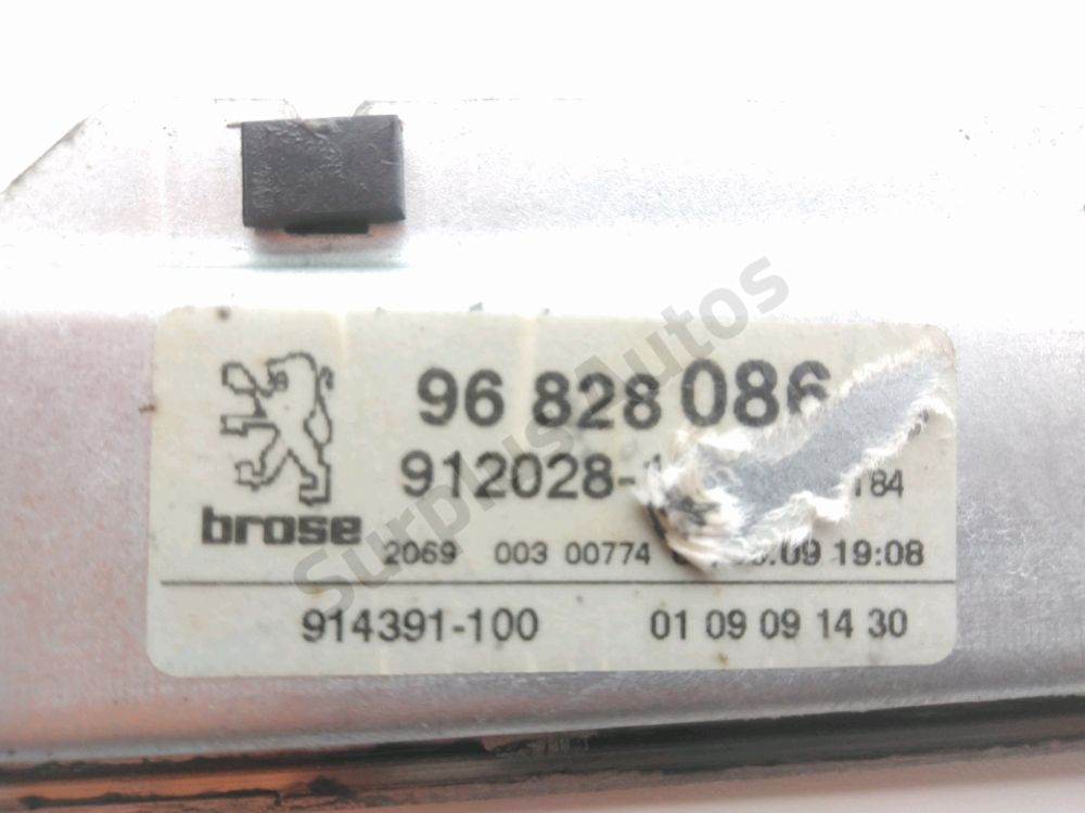 Lève-vitre électrique arrière droit