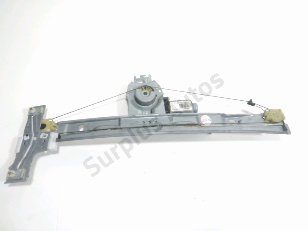 Lève-vitre électrique avant droit