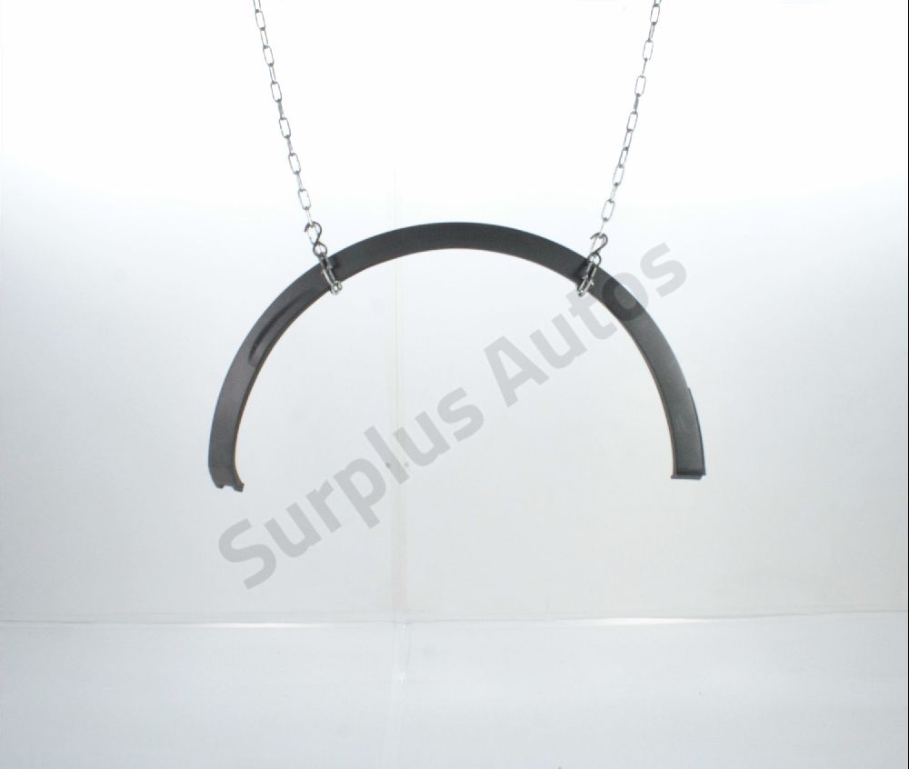 Elargisseur d'aile arrière droit