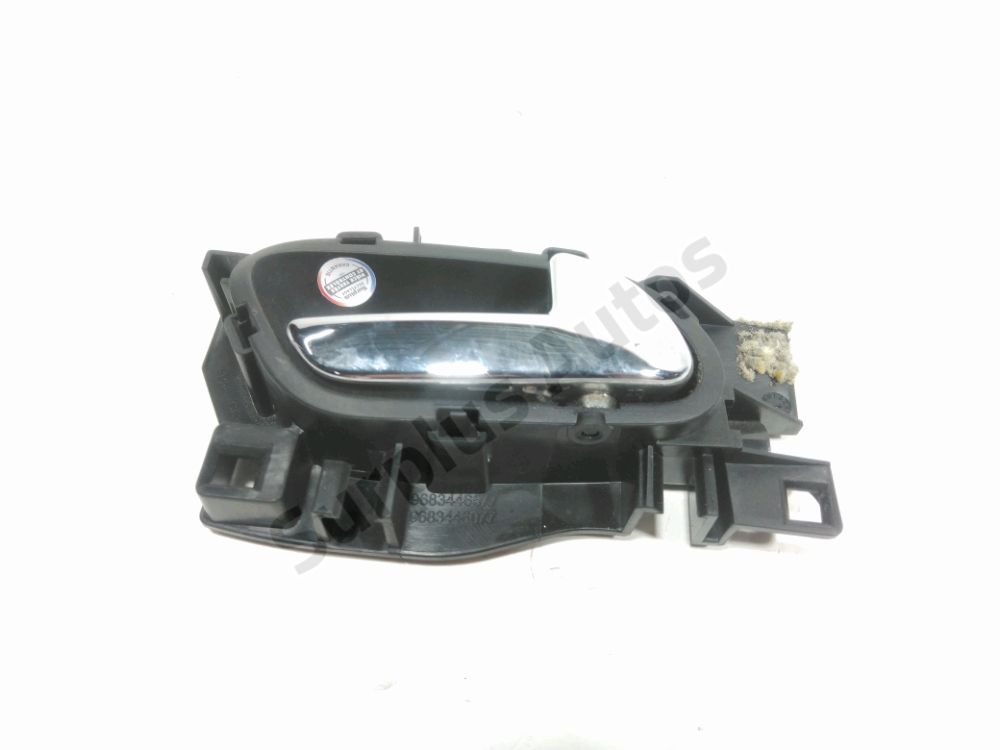 Poignée intérieure porte avant droite