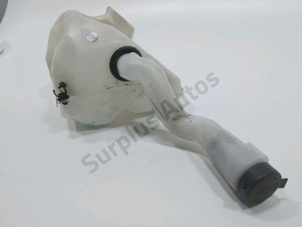 Reservoir de lave glace avant