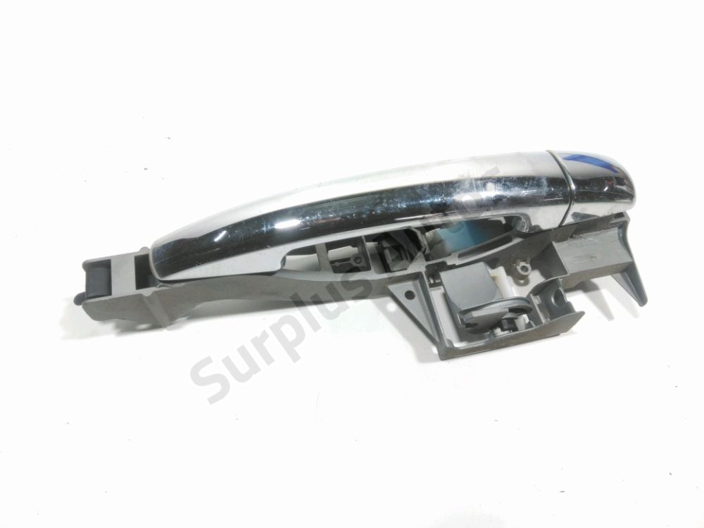 Poignée extérieure avant droite