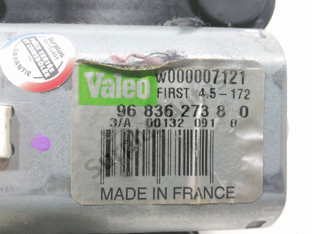 Moteur d'essuie glace arrière