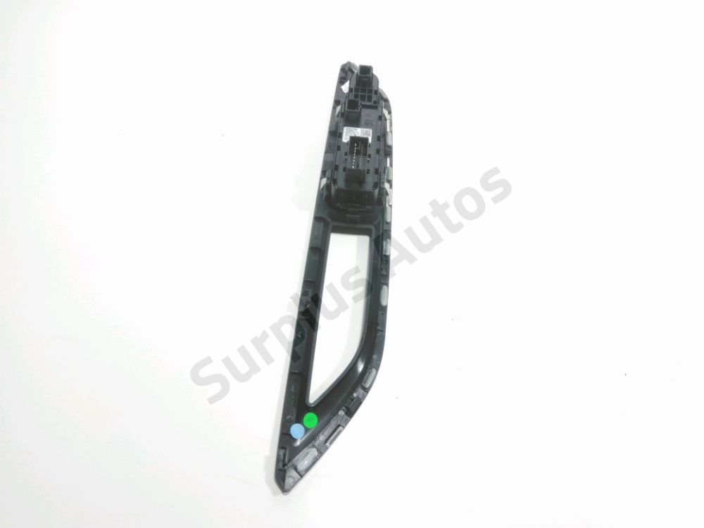 Commande lève-vitre avant gauche