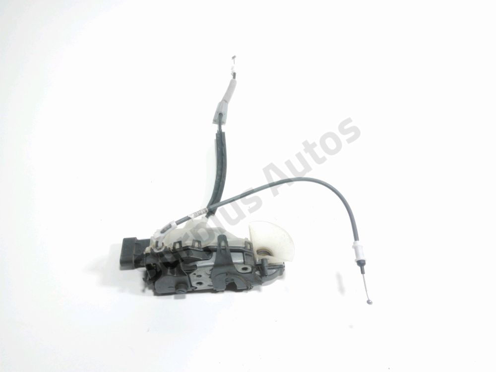 Serrure de porte avant gauche