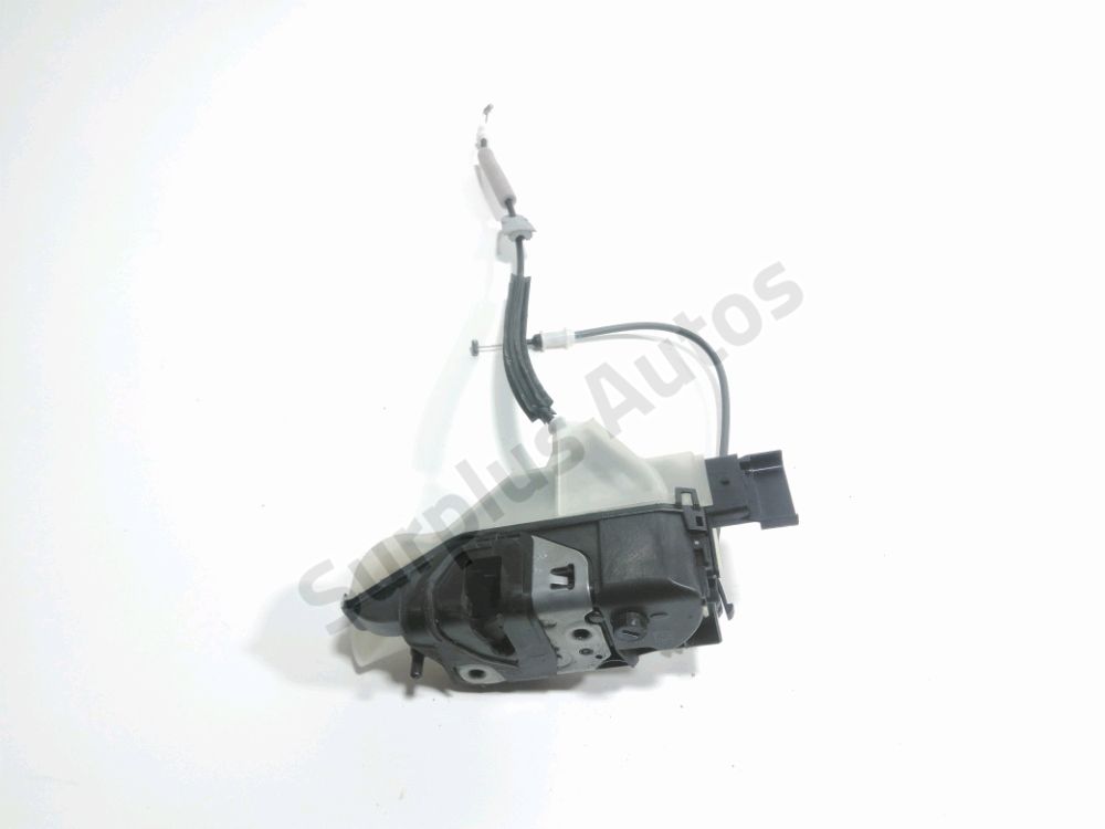 Serrure de porte avant gauche