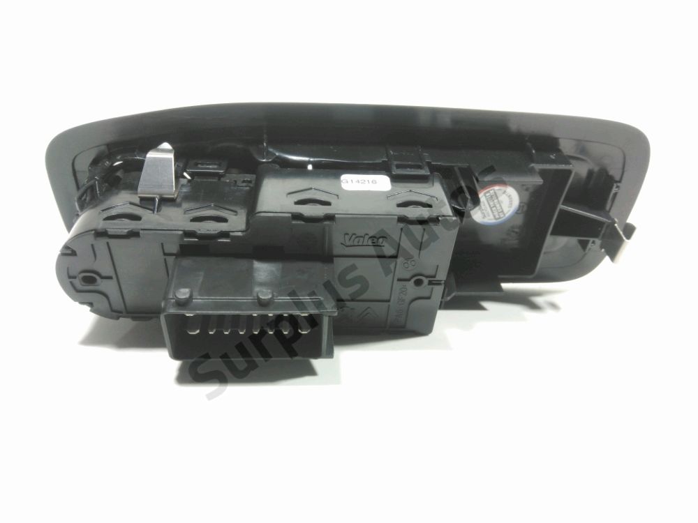 Commande lève-vitre avant gauche