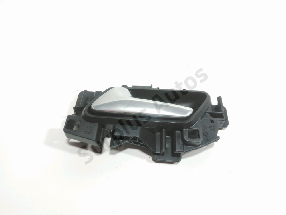 Poignée intérieure porte avant gauche