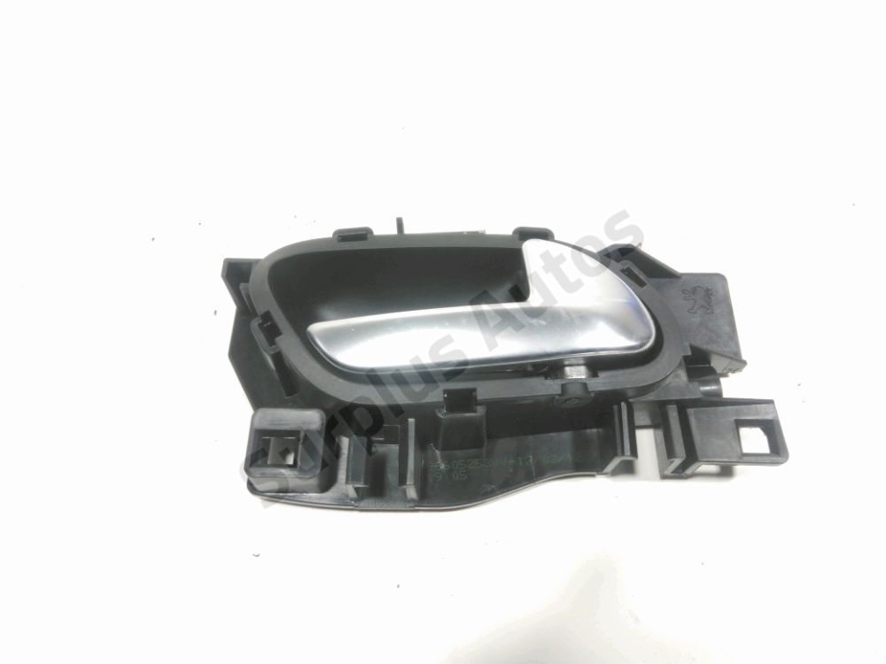 Poignée intérieure porte avant droite