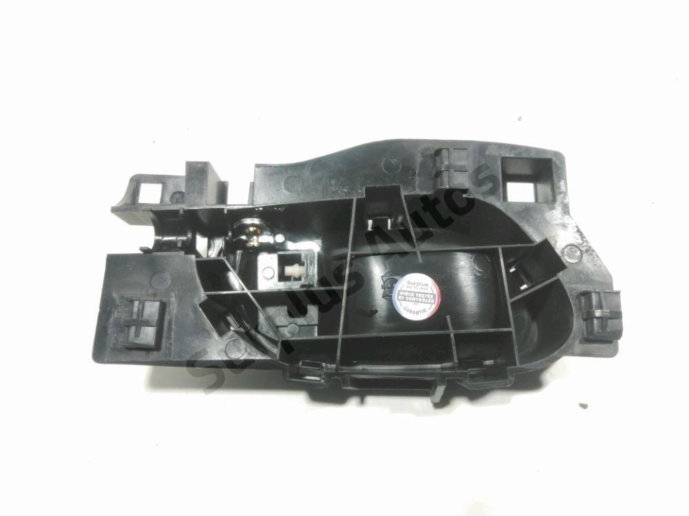 Poignée intérieure porte avant gauche