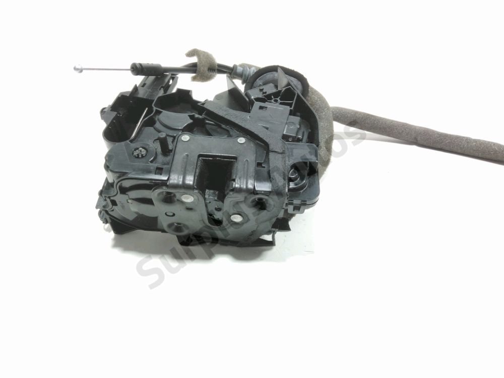 Serrure de porte arrière droite