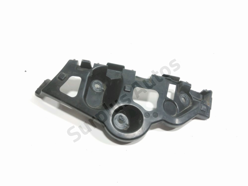 Support droit de pare-choc arrière