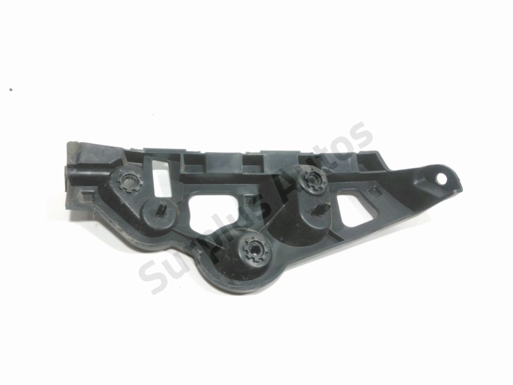 Support droit de pare-choc arrière