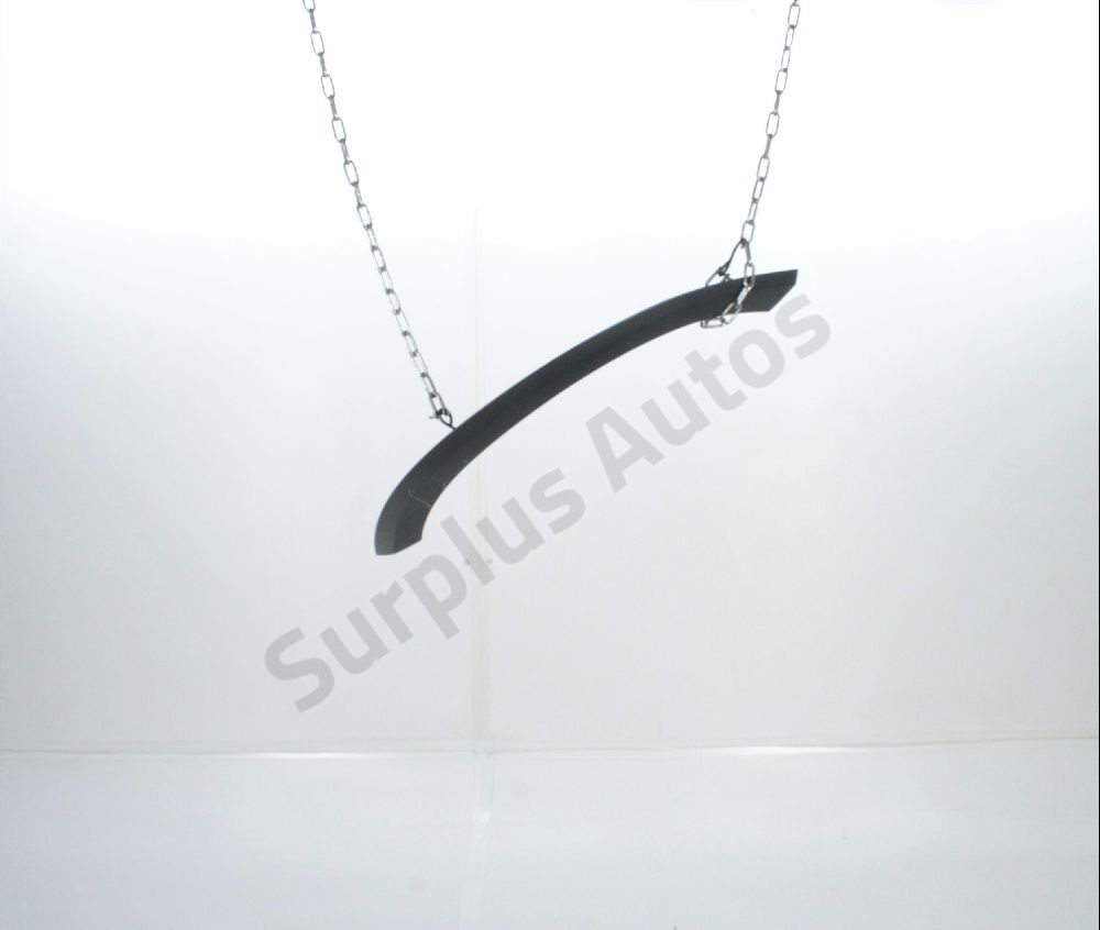 Elargisseur d'aile avant gauche