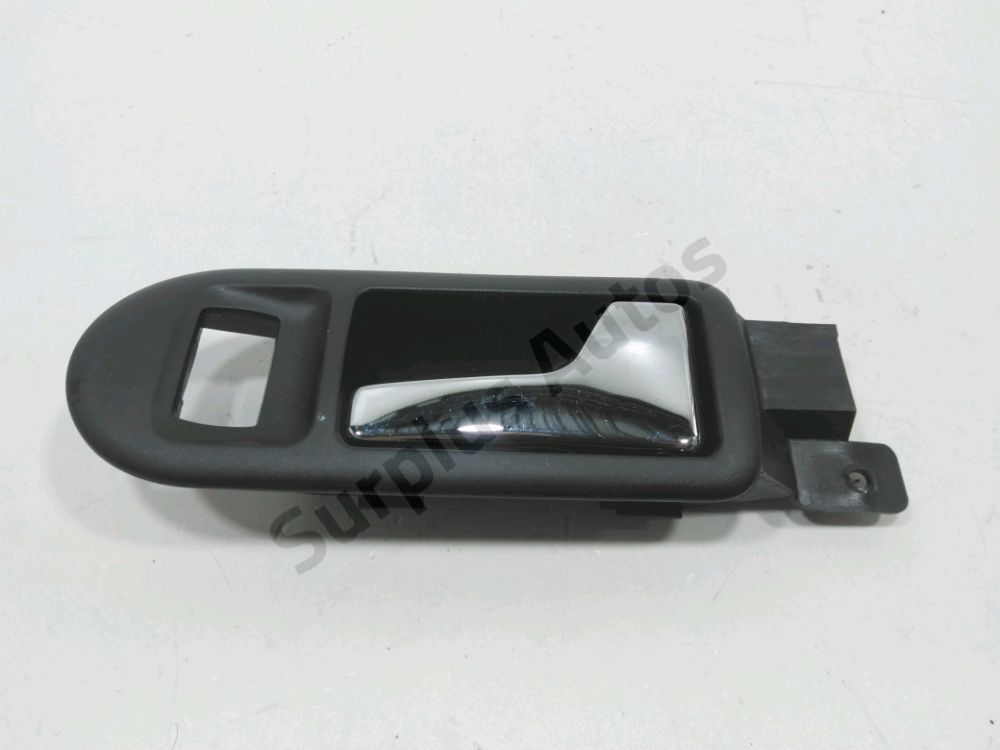 Poignée intérieure porte avant droite