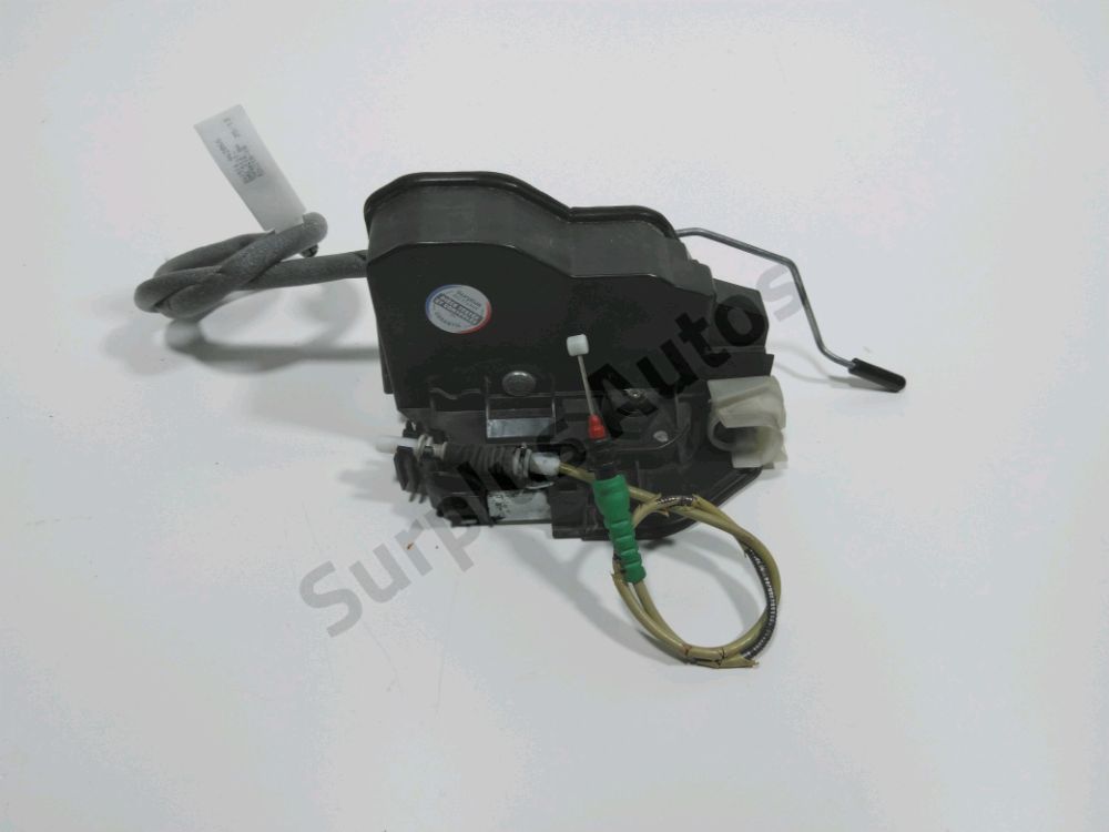 Serrure de porte avant gauche