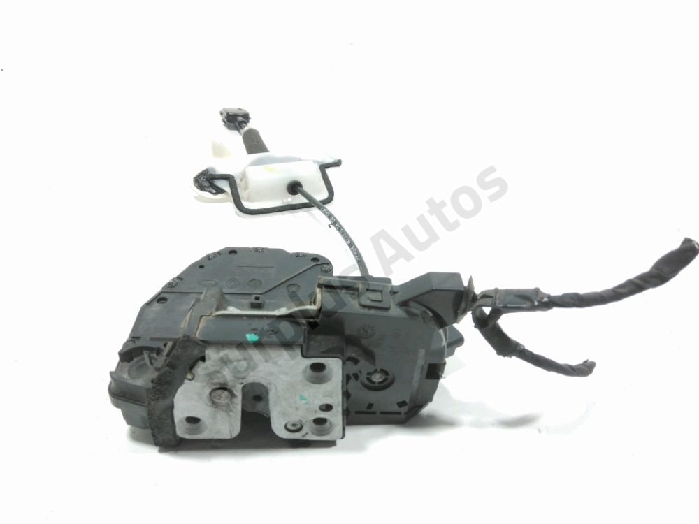 Serrure de porte avant droite