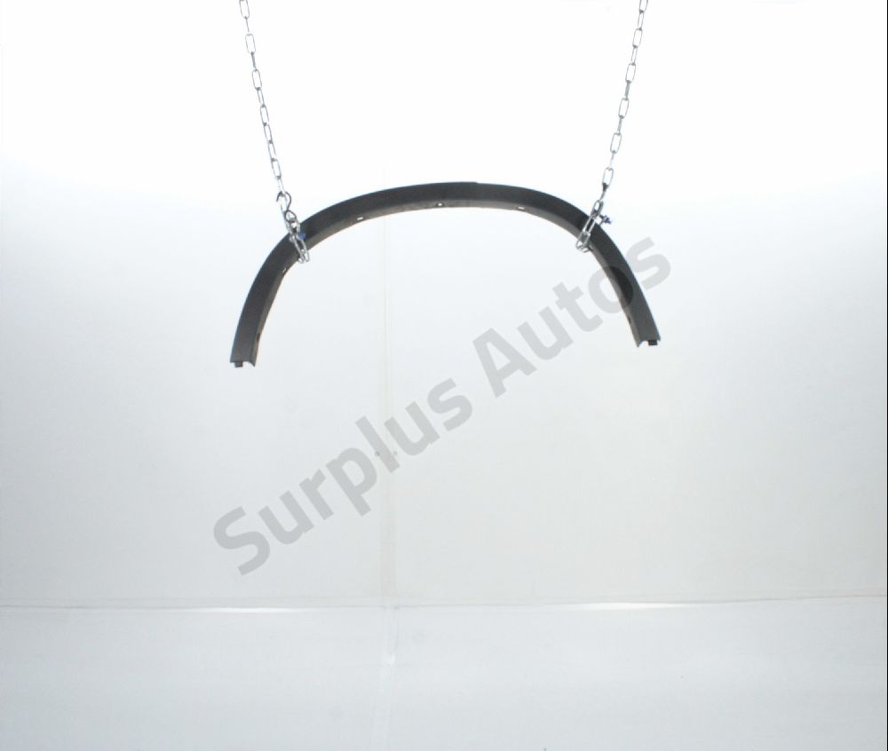 Elargisseur d'aile arrière droit