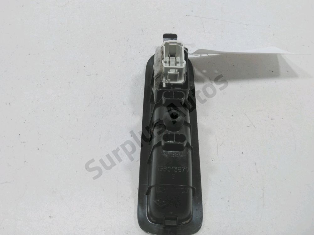 Commande lève-vitre arrière gauche