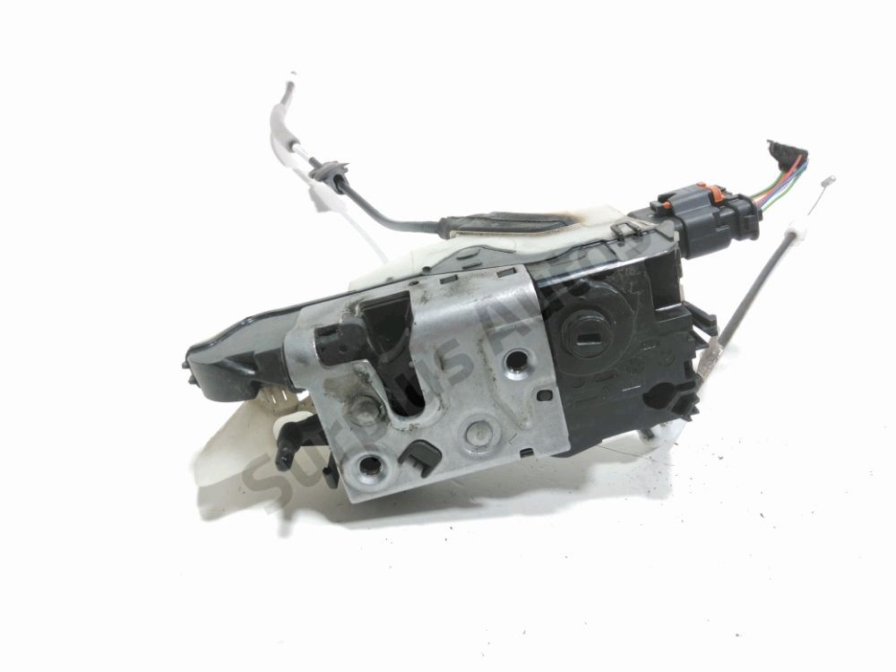 Serrure de porte avant gauche